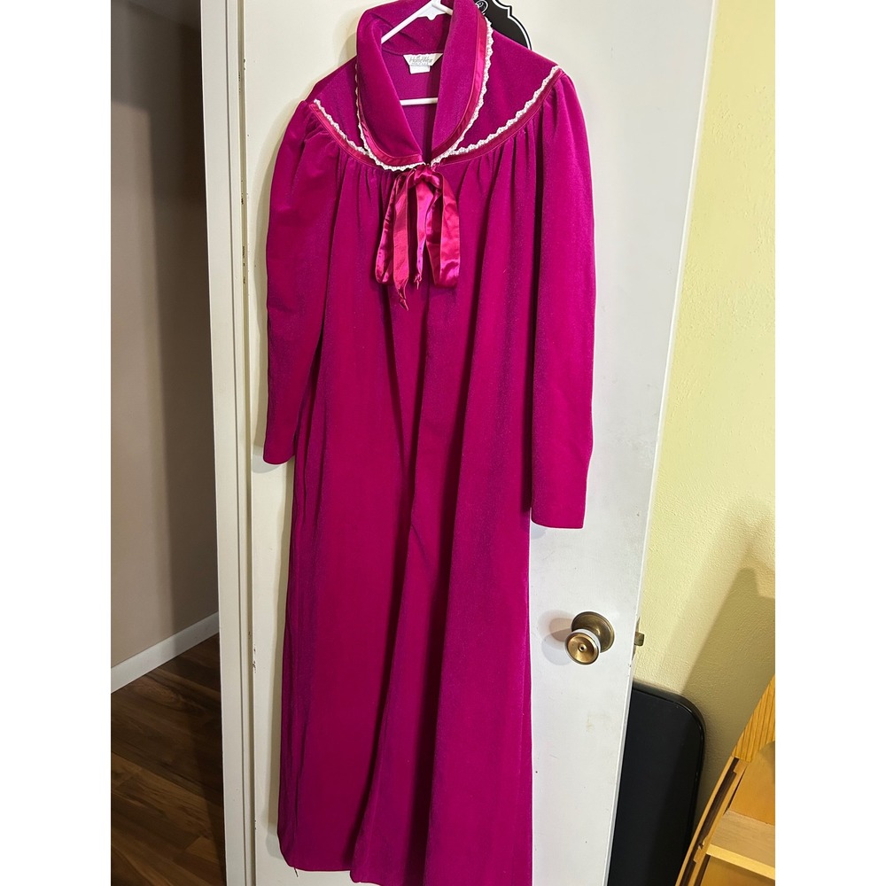Vintage At Home Wear Robe Magenta Pink‎ Scalloped Lounger Womens Large